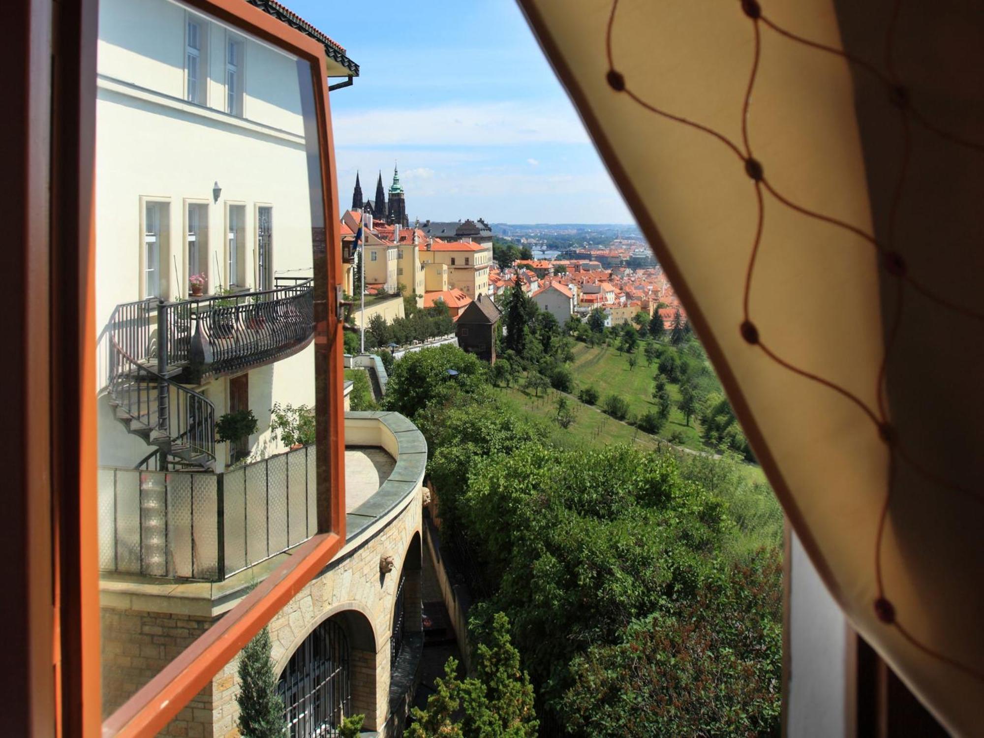 Questenberg Hotel Praga Exterior foto